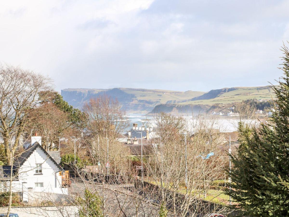 Apartamento Sea Breeze Ballycastle Exterior foto