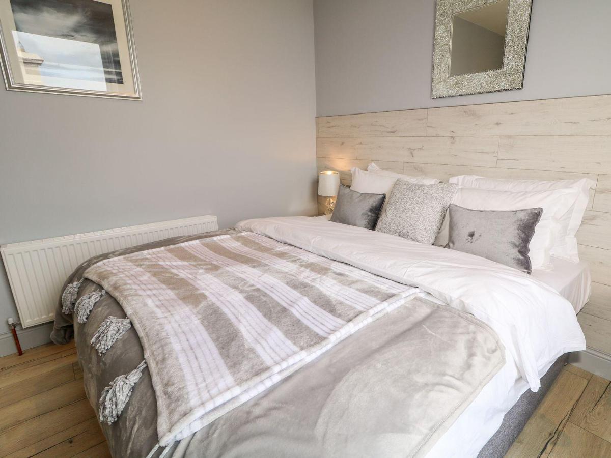 Apartamento Sea Breeze Ballycastle Exterior foto